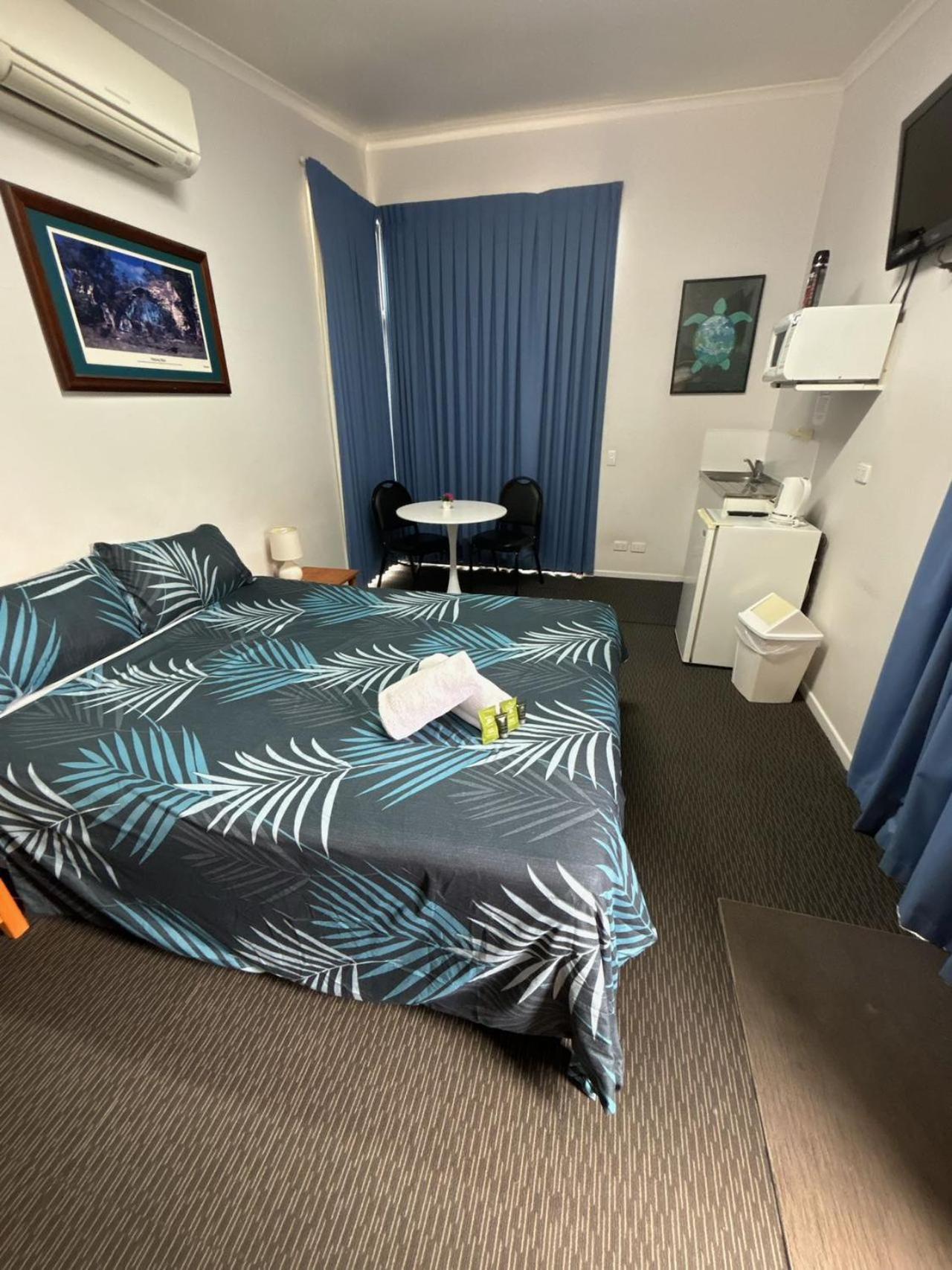 Injune Motel Екстериор снимка