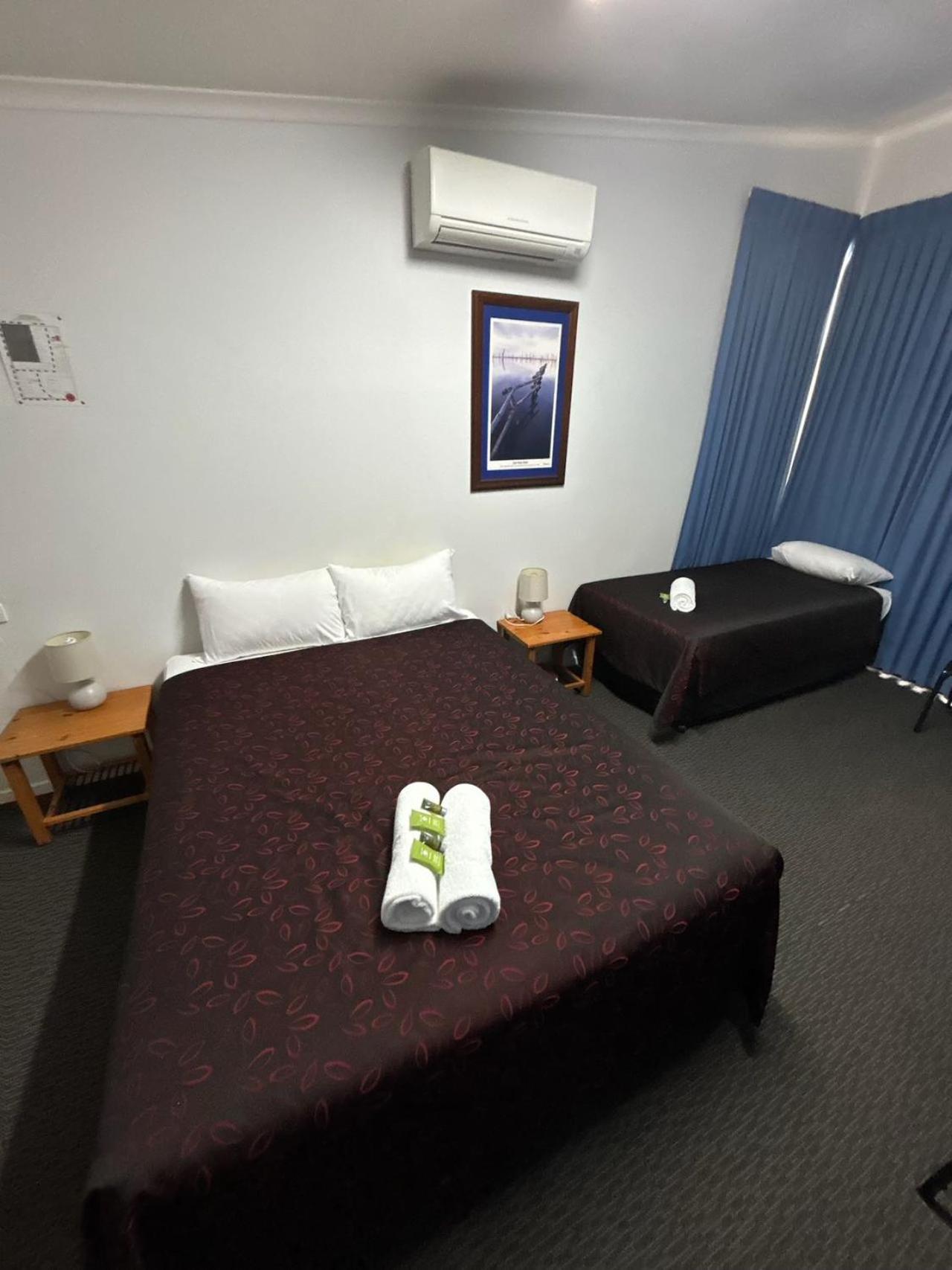 Injune Motel Екстериор снимка