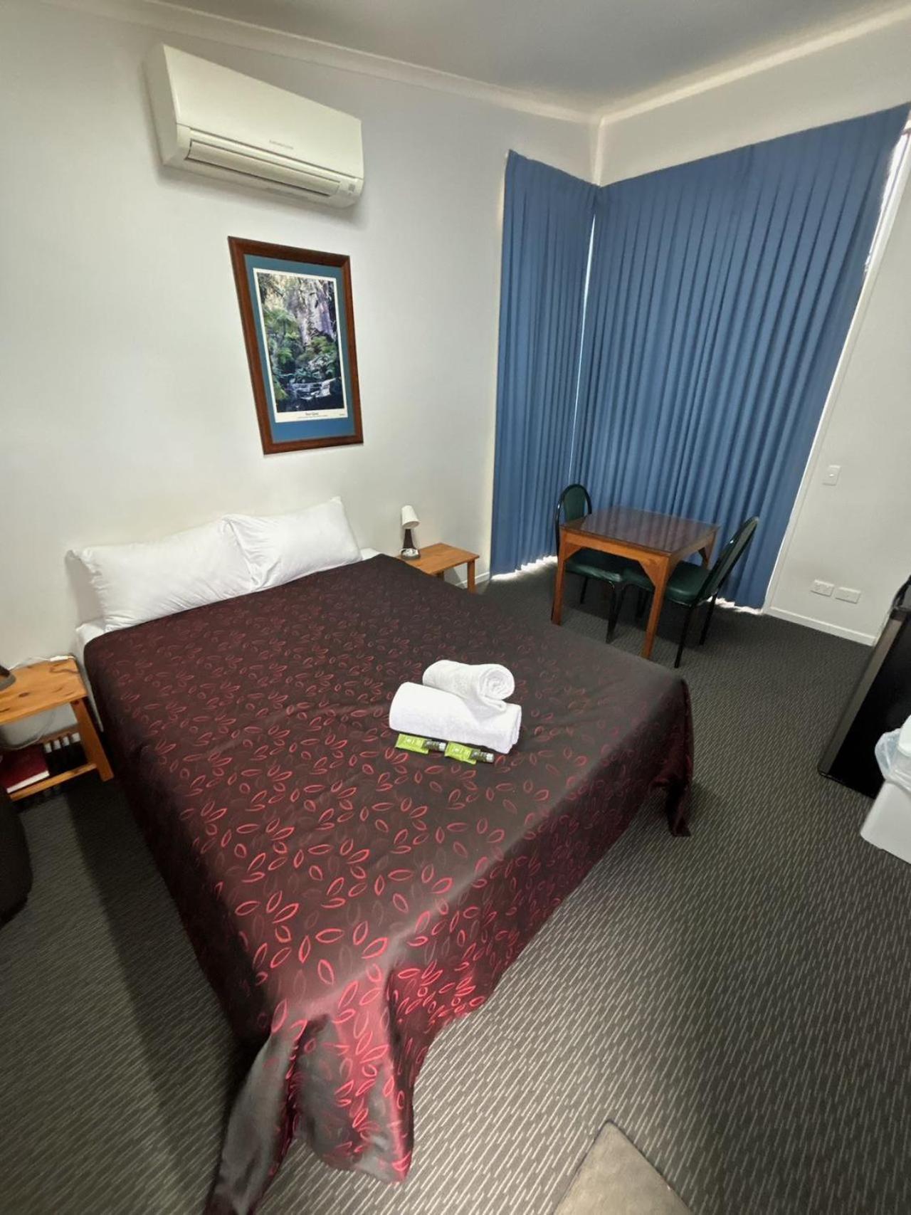 Injune Motel Екстериор снимка