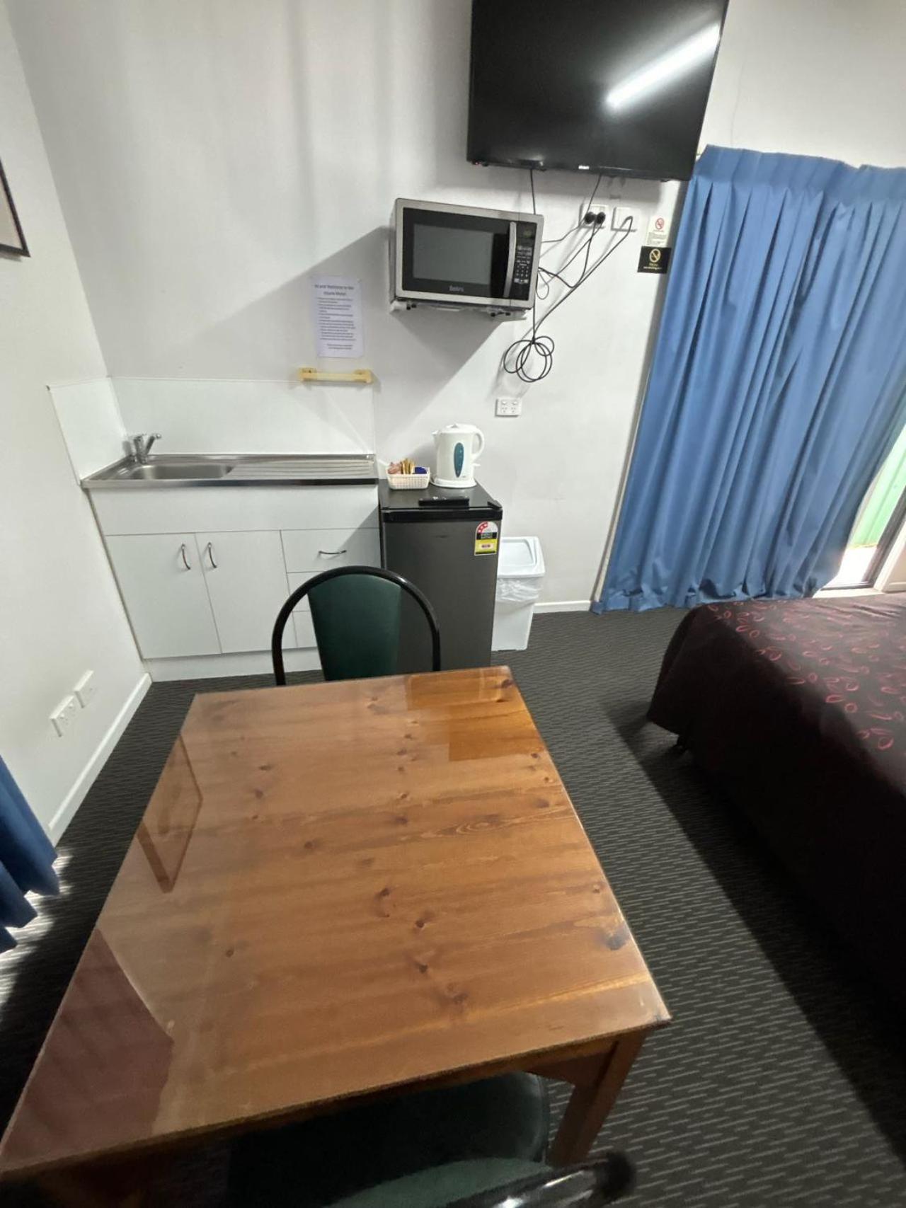 Injune Motel Екстериор снимка