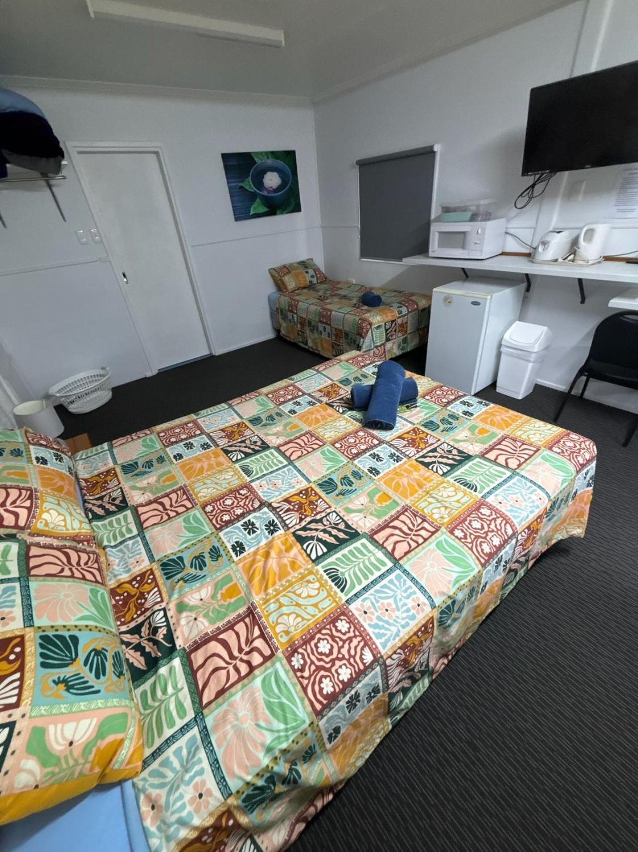Injune Motel Екстериор снимка